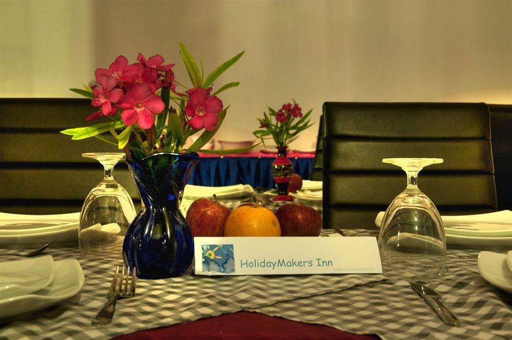 Holidaymakers Inn Hulhumale Exterior photo